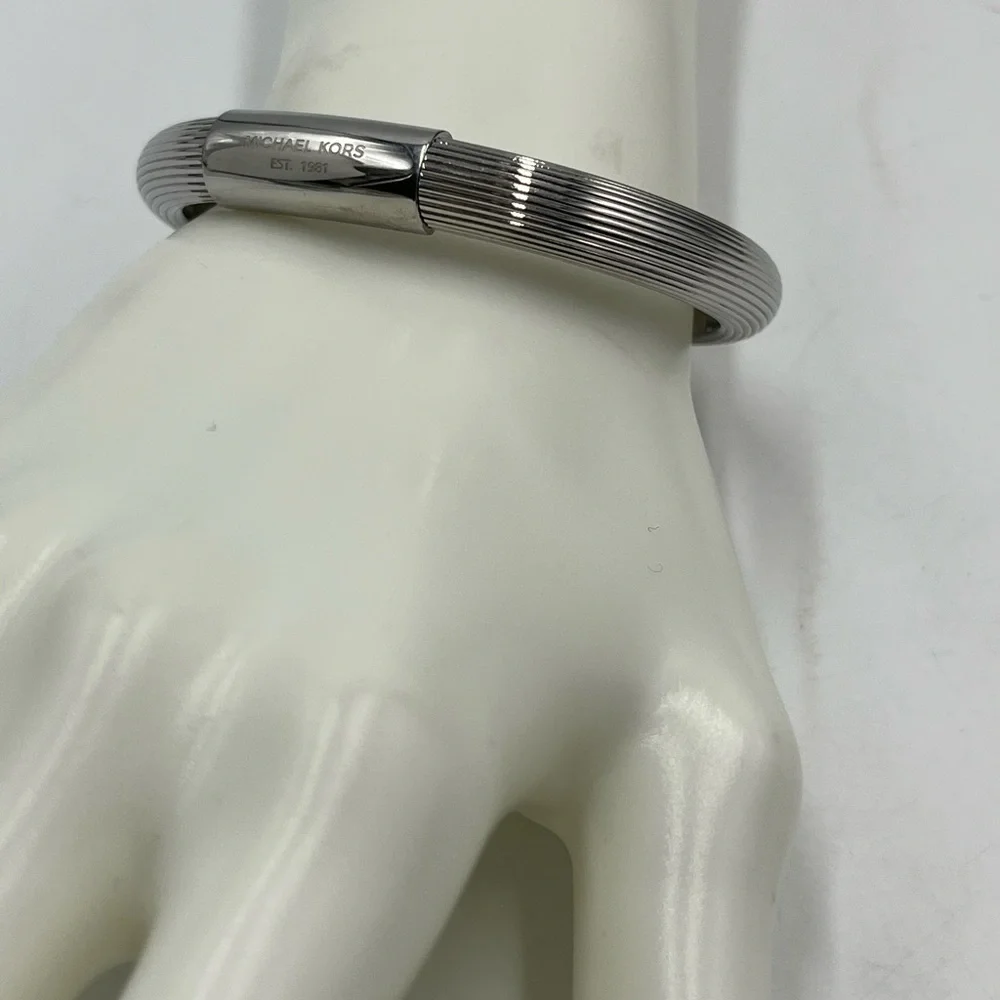Michael Kors MK6190040‎ Solid Stainless Steel Ribbed Logo Plaque Bracelet